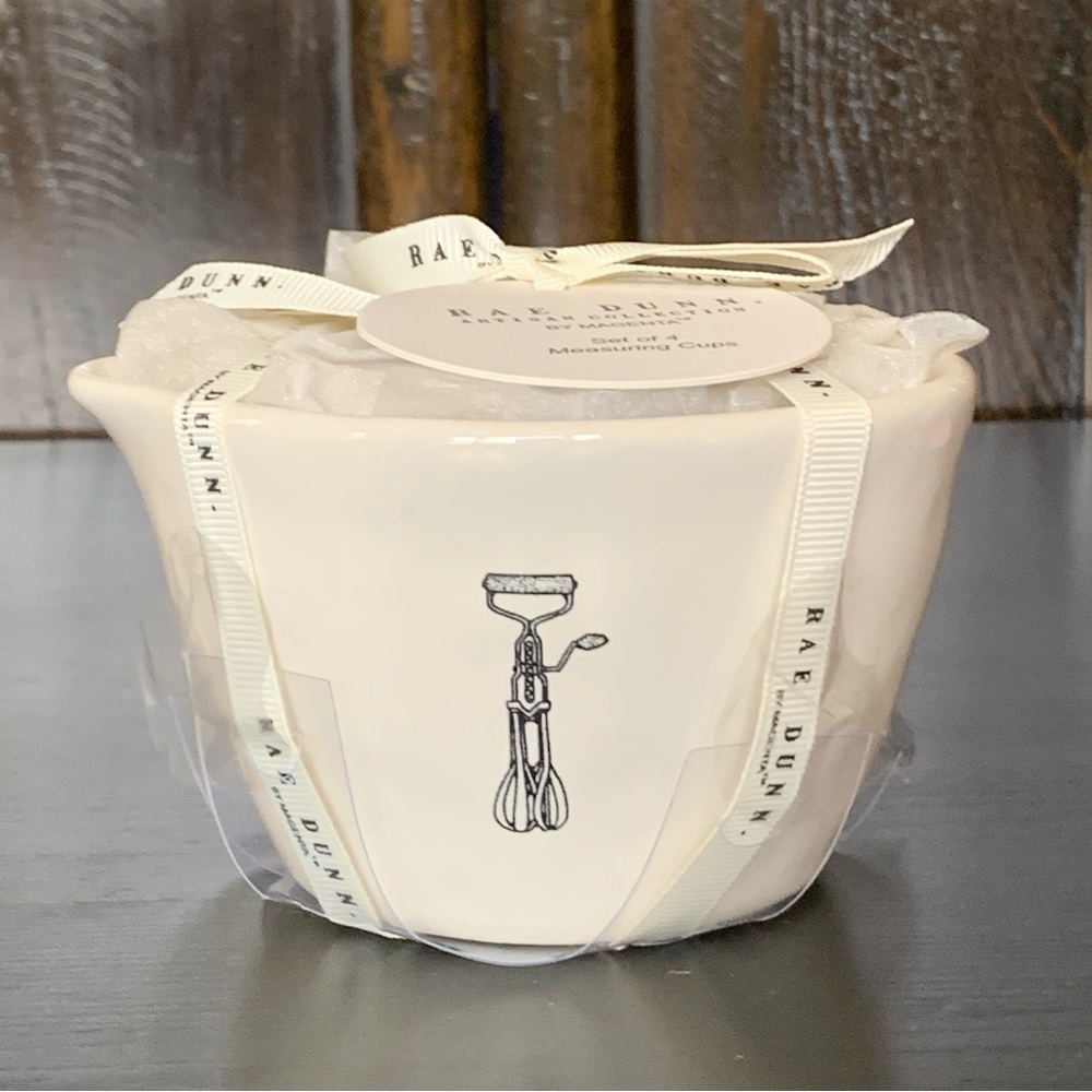 Rae Dunn Icon Measuring Cups Set